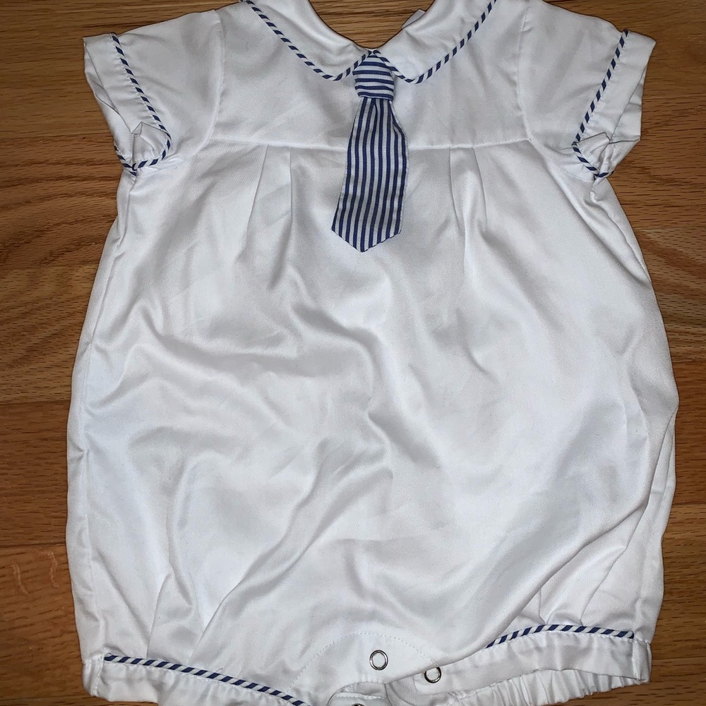 6 month bubble with tie